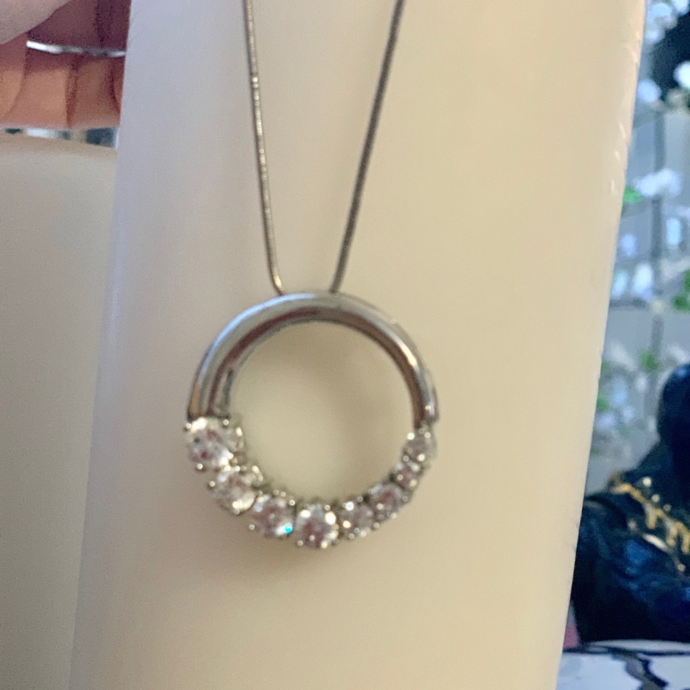 2/$25💐 Necklace sterling silver🌺